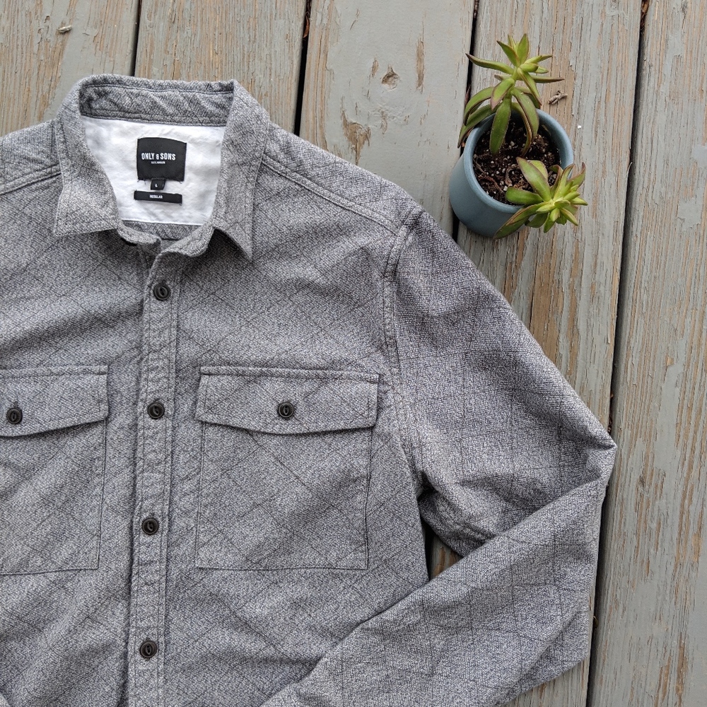 NWOT Only & Sons Button Down - Picture 2 of 5